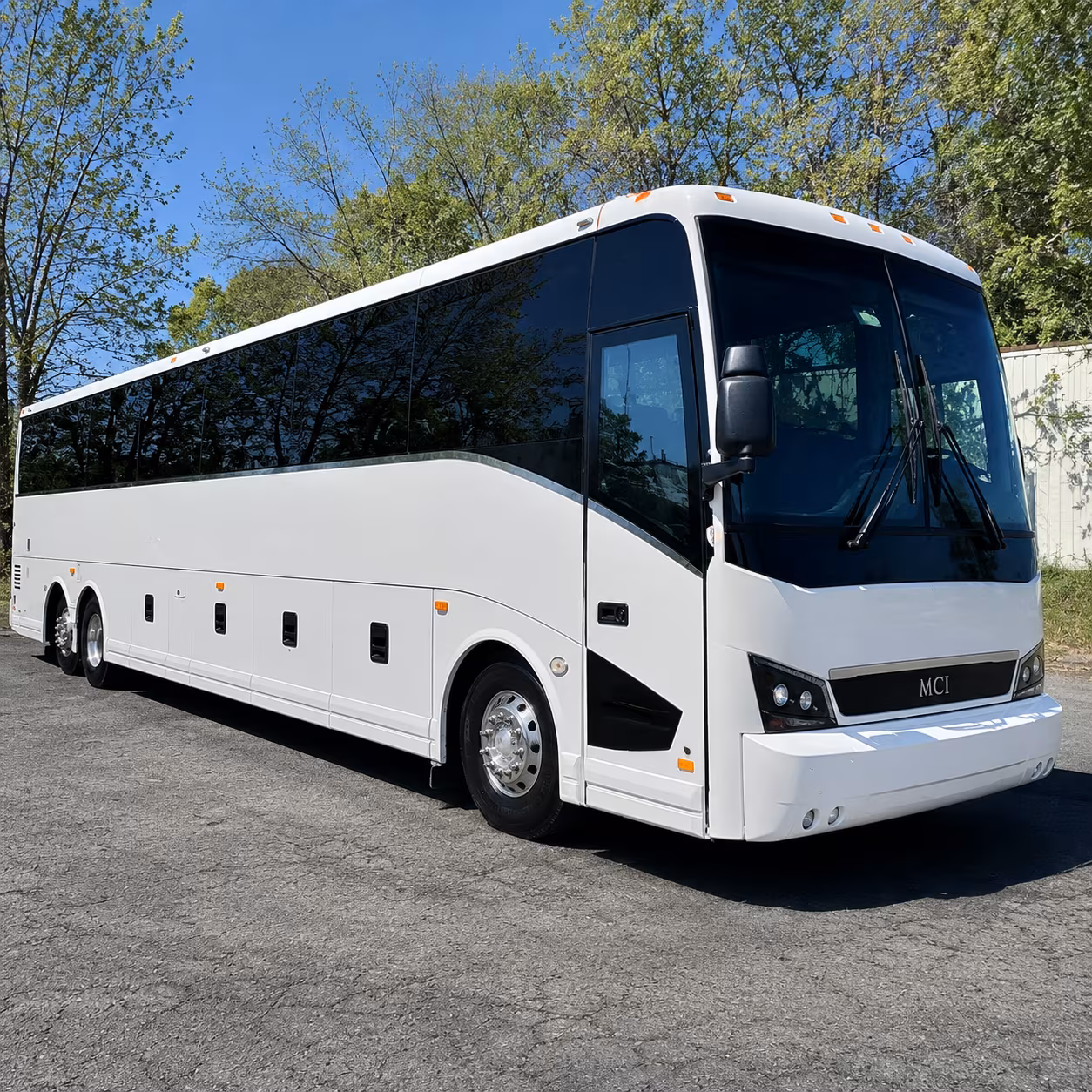auburn and tuscaloosa charter bus rentals for montgomery fan groups