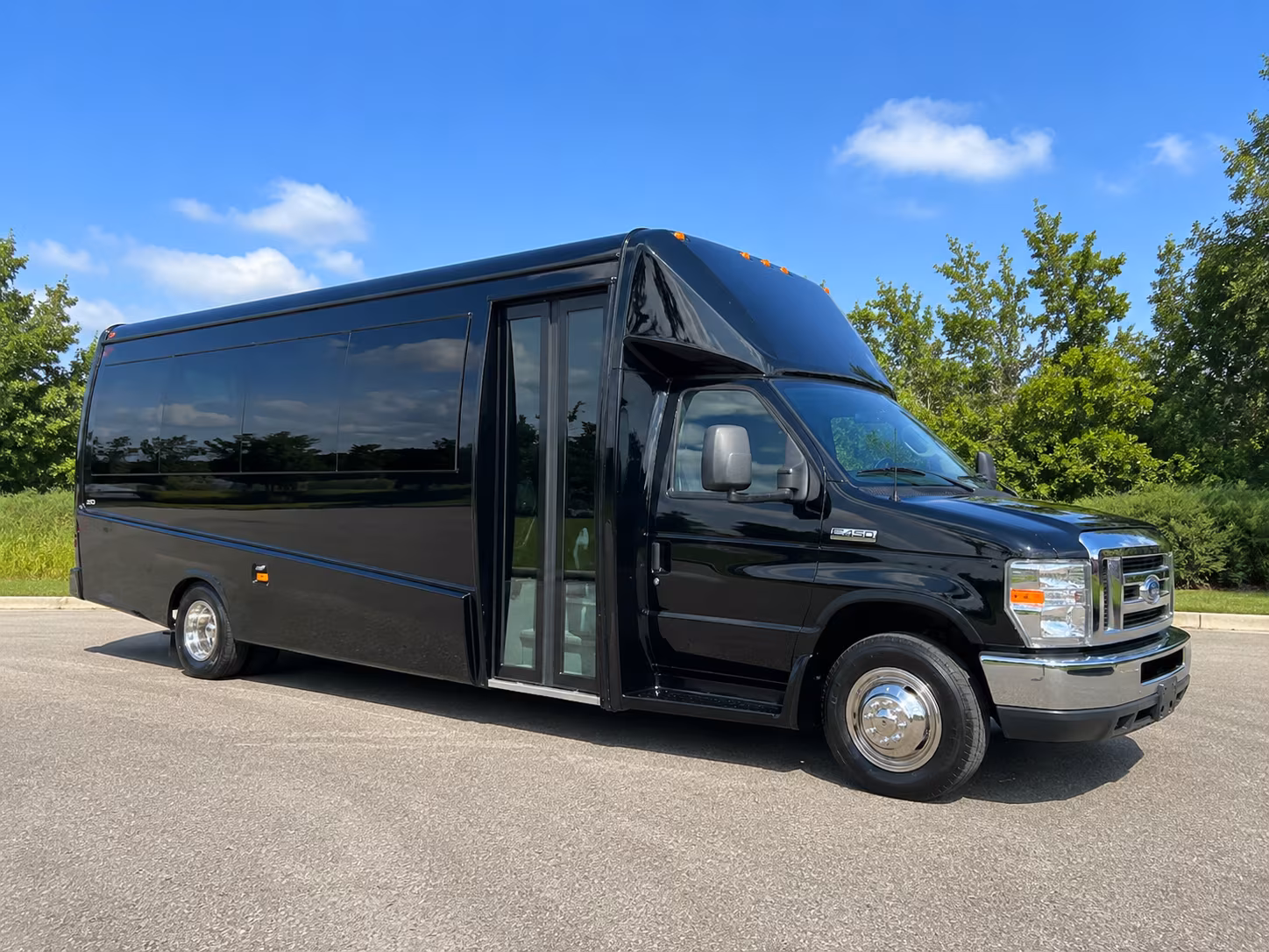 montgomery long distance transportation onboard seating